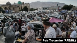 На рынке в Таджикистане. Иллюстративное фото