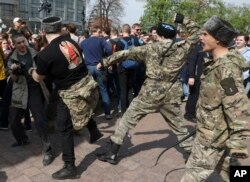 Казаки разгоняют оппозиционный митинг в Москве. РФ, 2018 год