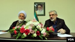 Mehdi Karoubi və Mirhossein Mousavi