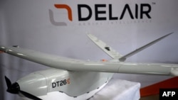 Беспилотник DT26E Delair представлен в цехе завода беспилотников Delair в Лабеже. Франция, 29 февраля 2024 года